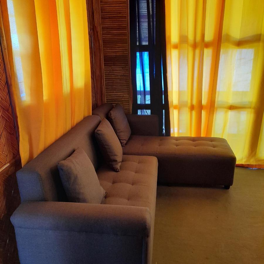 Miley Lodging Restobar New Busuanga Dış mekan fotoğraf