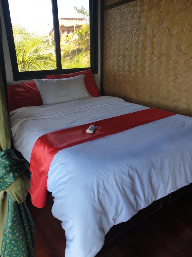 Miley Lodging Restobar New Busuanga Dış mekan fotoğraf