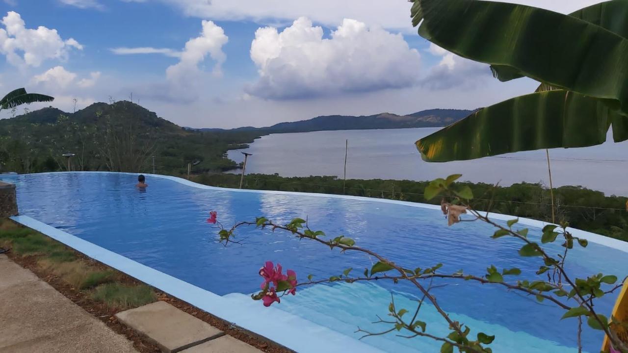 Miley Lodging Restobar New Busuanga Dış mekan fotoğraf