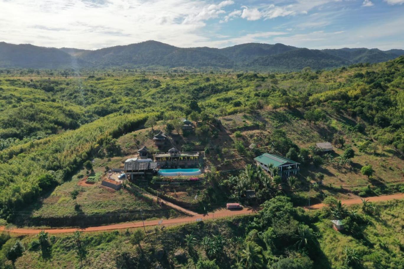 Miley Lodging Restobar New Busuanga Dış mekan fotoğraf