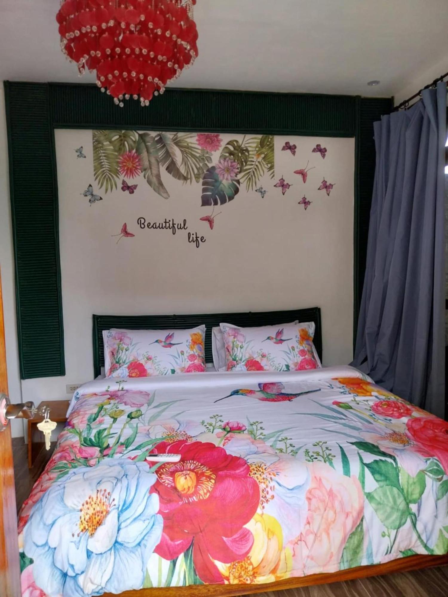 Miley Lodging Restobar New Busuanga Dış mekan fotoğraf